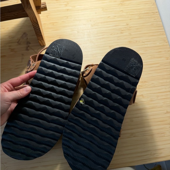 Caverley Sandals - Picture 5 of 5